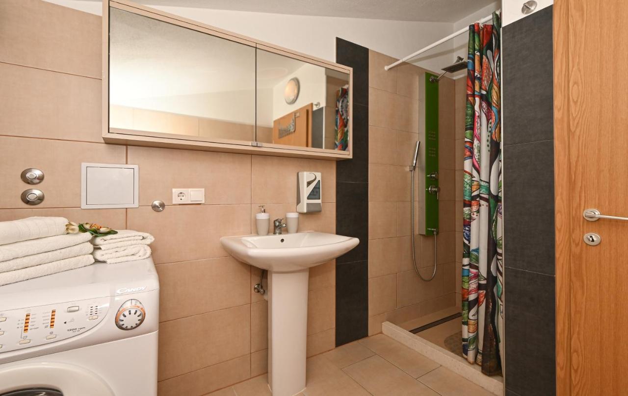 Apartments Villa Filip Trogir Exterior photo